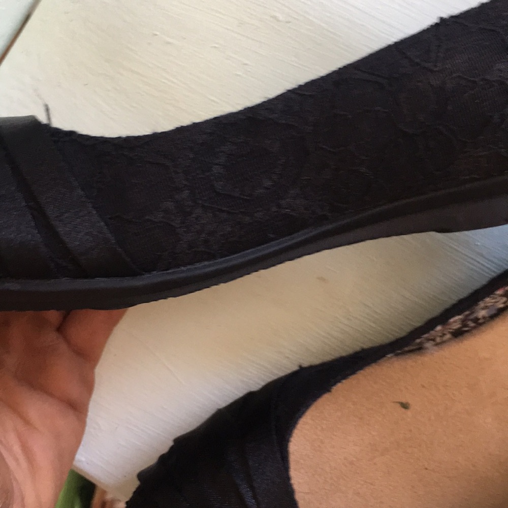 Flats - Picture 2 of 4